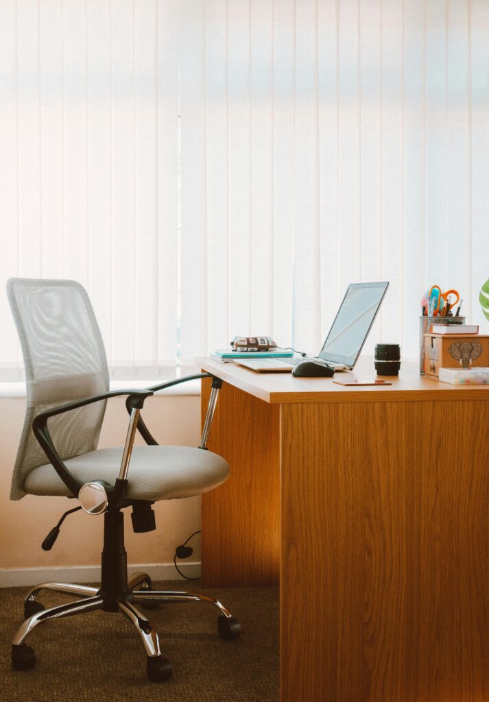 Used office furniture buyers